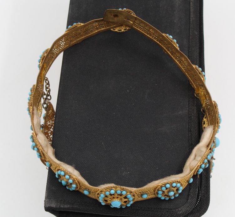 19th-century crown made of gilded brass and turquoise-blue opaline pearls 