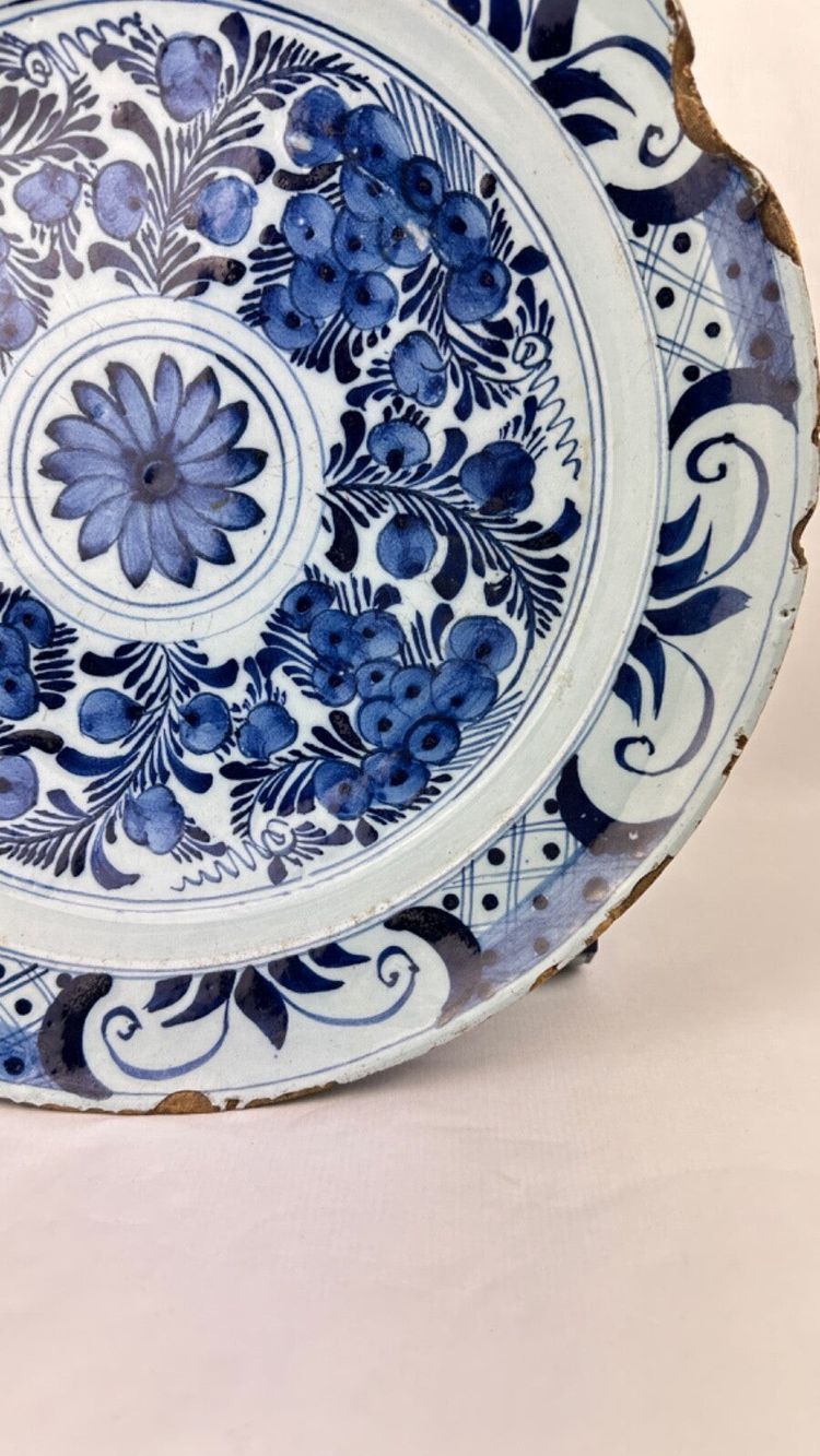 Large 18th-Century Delft Earthenware Plate, 35 cm