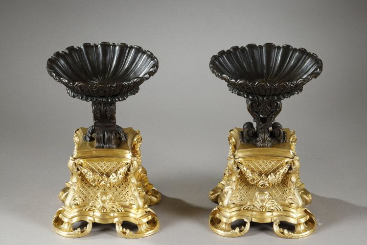 PAIR OF GILT AND PATINATED BRONZE CUPS, 19TH CENTURY