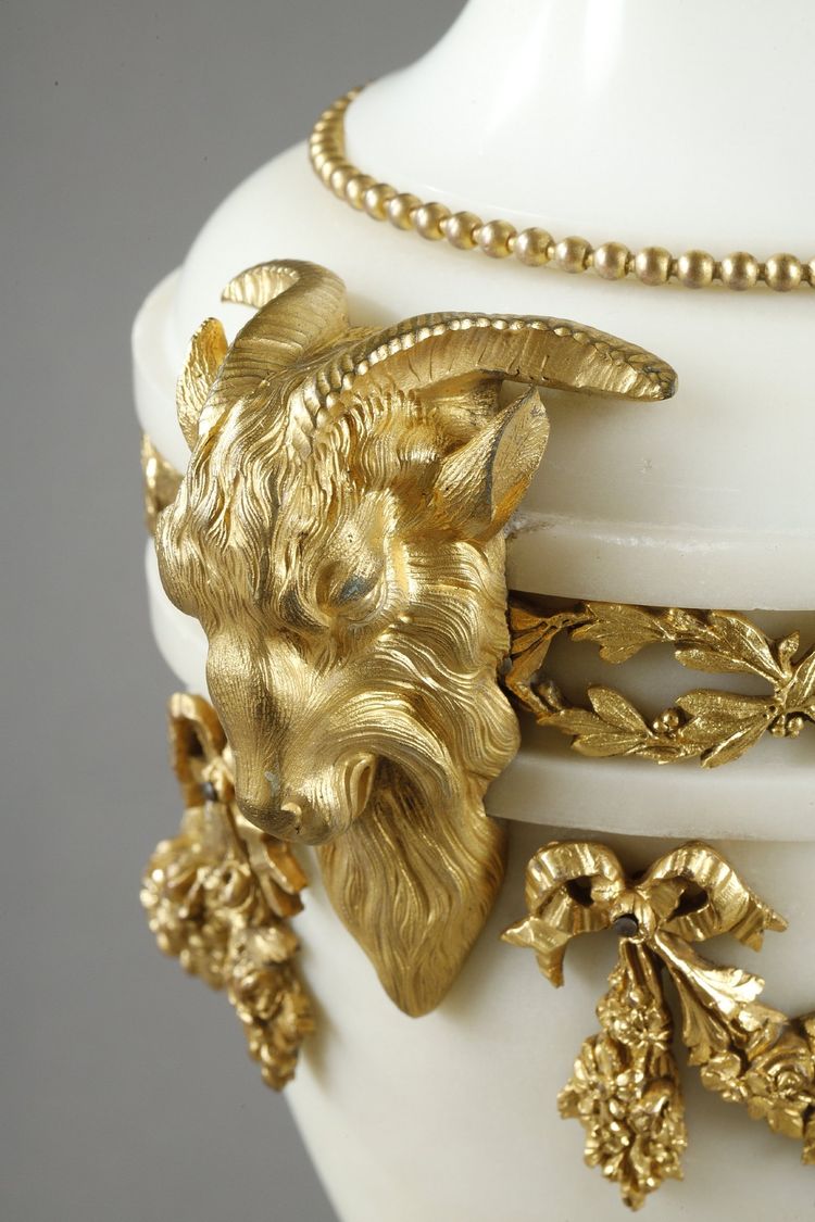PAIR OF LOUIS XVI STYLE CASSOLETTES