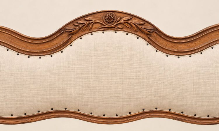 Sofa Epoche Ludwig XVI – Modell mit Aalköpfen – Geschnitztes Nussholz