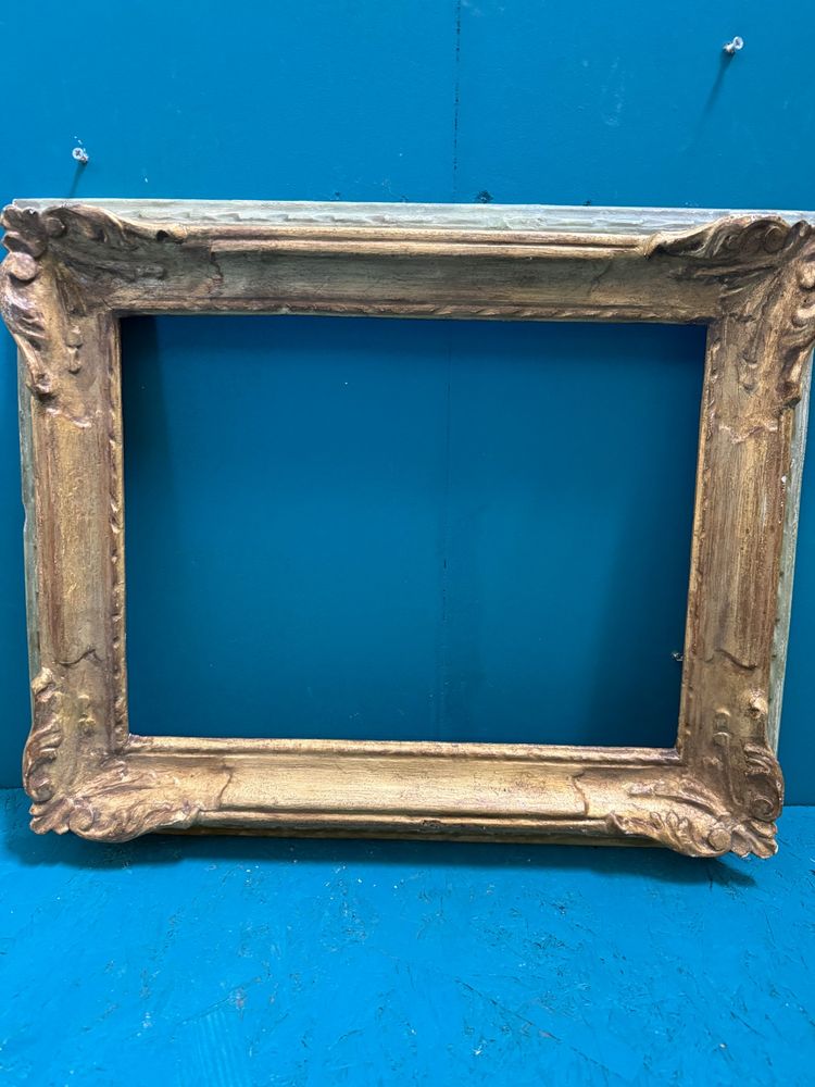 Antique 20th-century gilded and lacquered picture frame, 59x48 cm