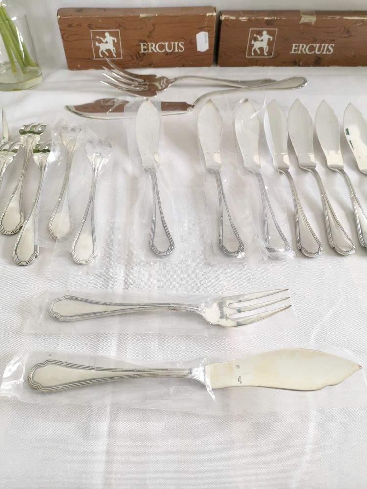 Ercuis Trianon "Poisson" Silver-Plated 26-Piece Tableware Set