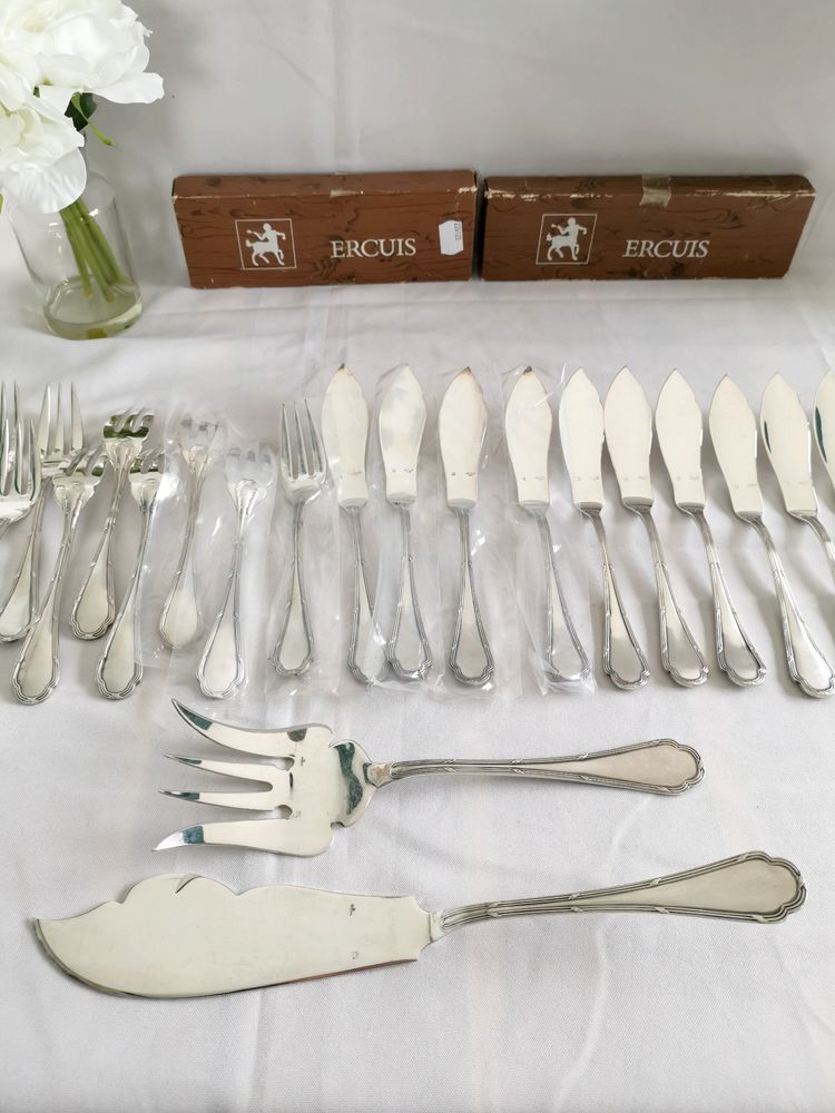 Ercuis Trianon "Poisson" Silver-Plated 26-Piece Tableware Set