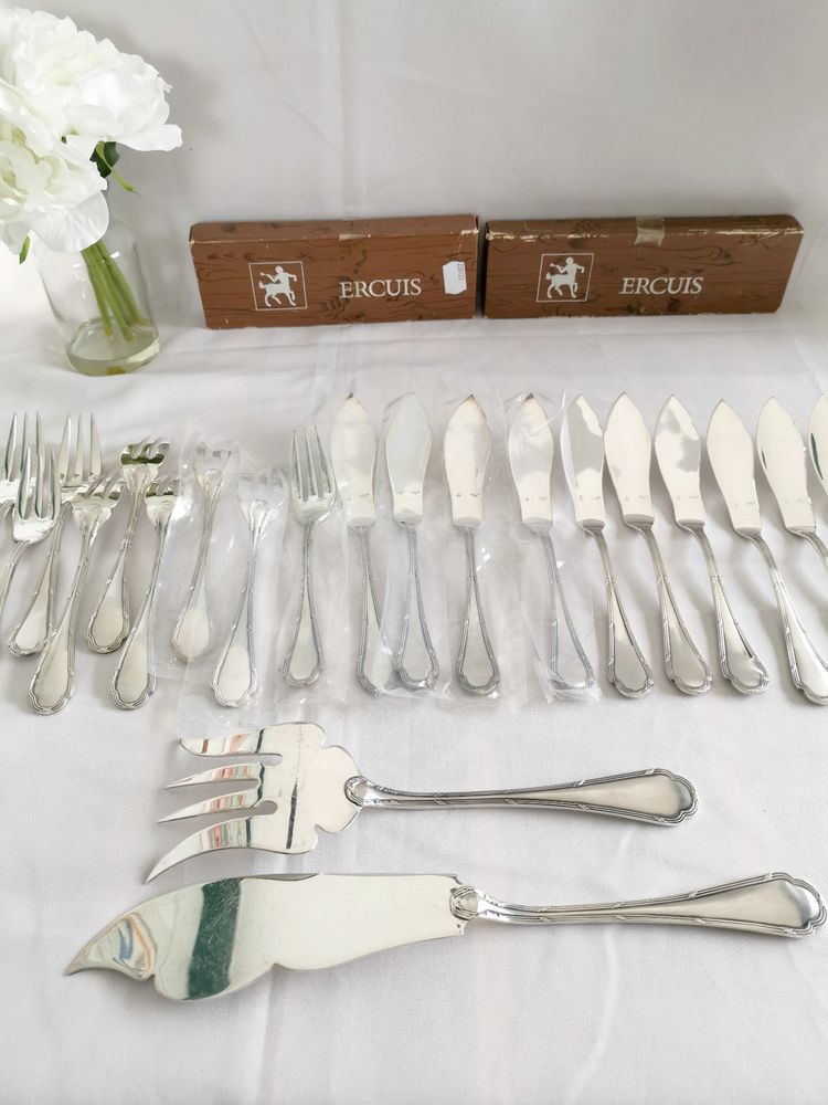 Ercuis Trianon "Poisson" Silver-Plated 26-Piece Tableware Set