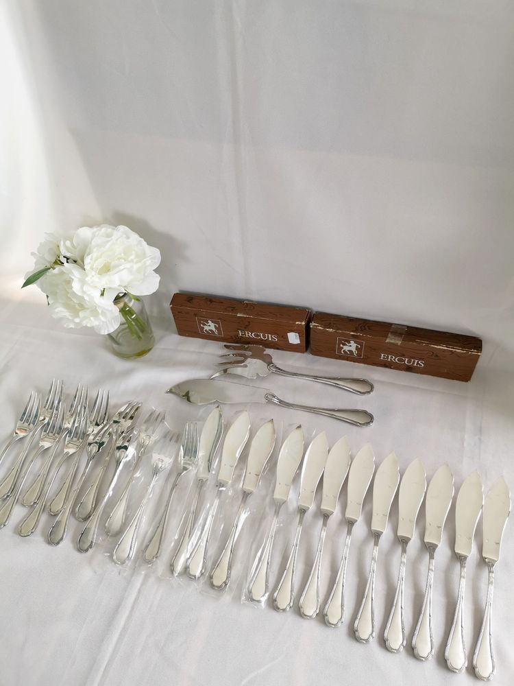 Ercuis Trianon "Poisson" Silver-Plated 26-Piece Tableware Set