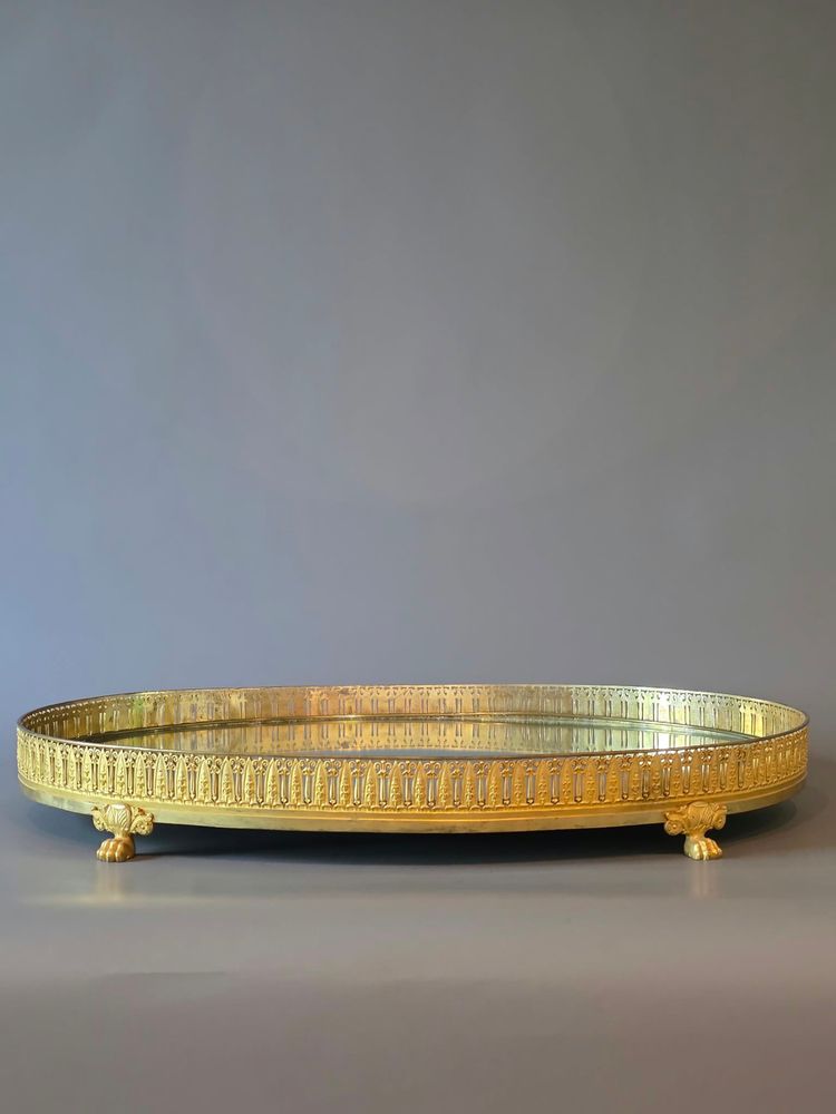 Grand centre de table en bronze d’époque Empire, attribué à Thomire. 71 cm.
