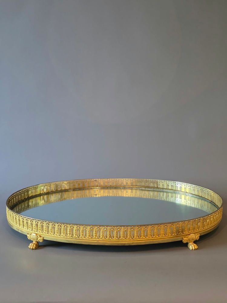 Grand centre de table en bronze d’époque Empire, attribué à Thomire. 71 cm.