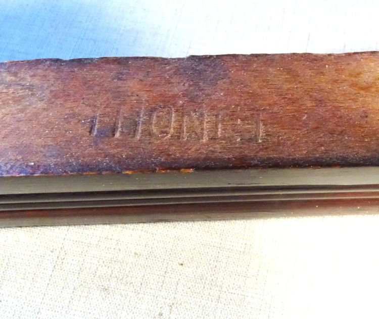 Table d'appoint THONET N°9205 de 1910 avec marbre d'origine.