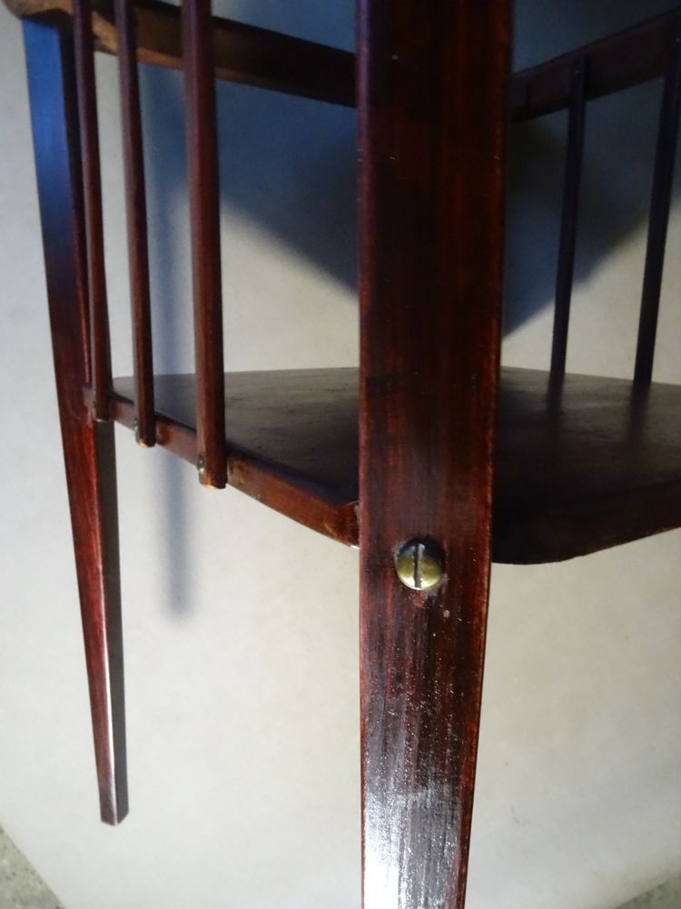 Table d'appoint THONET N°9205 de 1910 avec marbre d'origine.