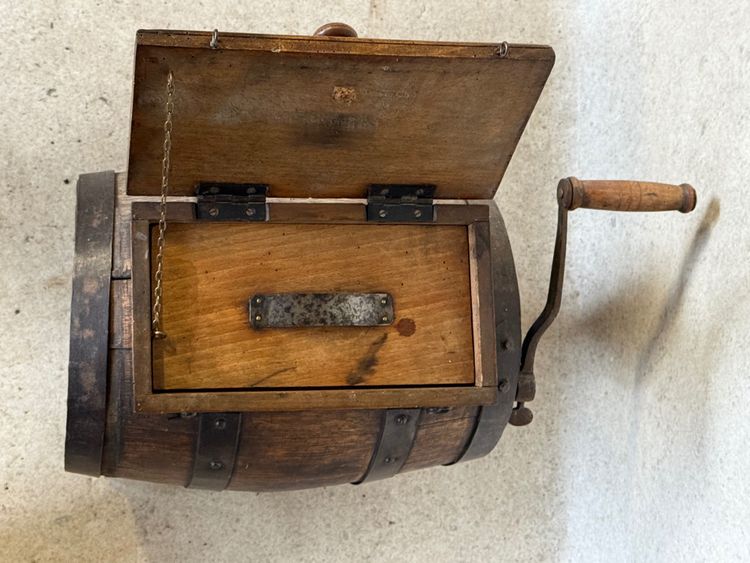 Buttermaschine in betriebsfähigem Zustand