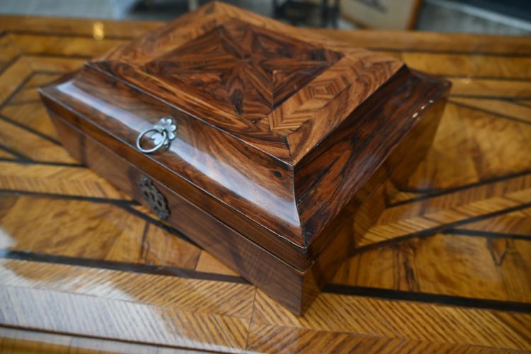 Elégant coffret d epoque Louis XIV 