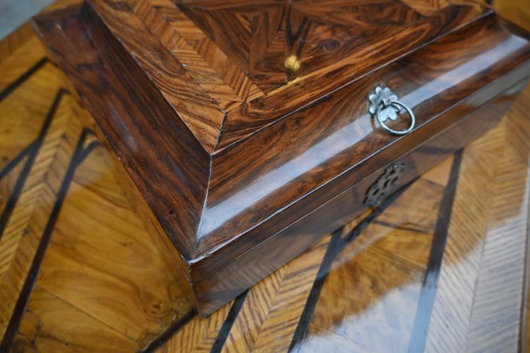 Elégant coffret d epoque Louis XIV 