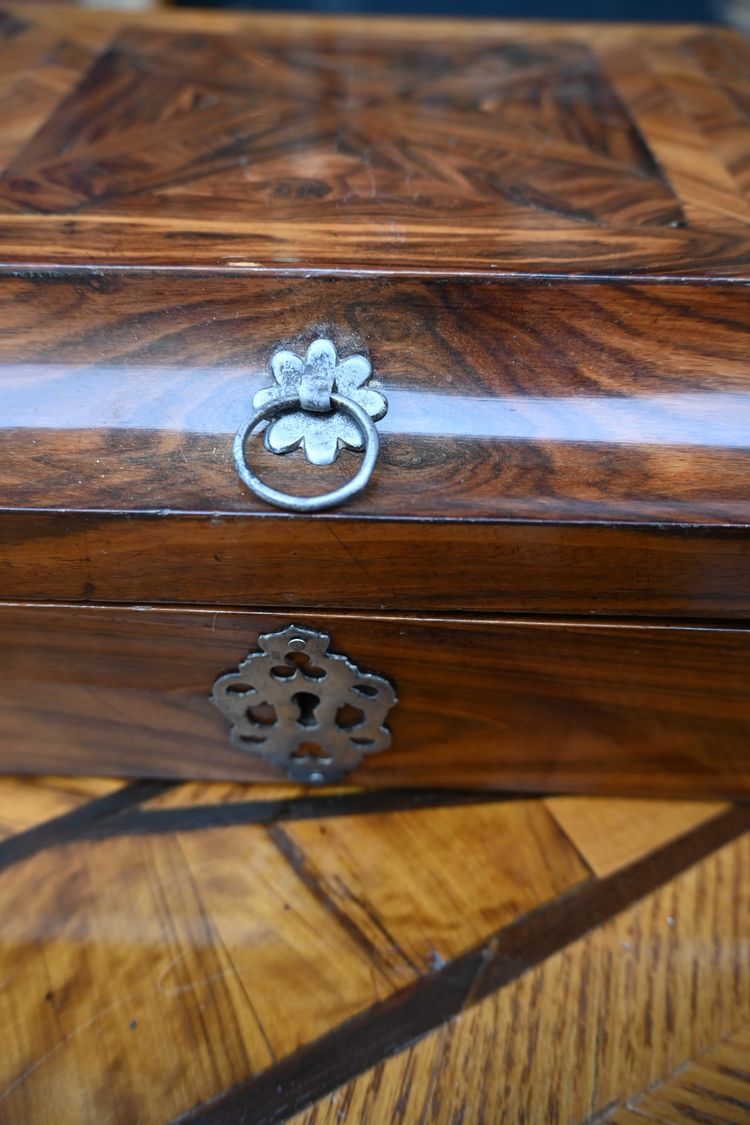 Elégant coffret d epoque Louis XIV 