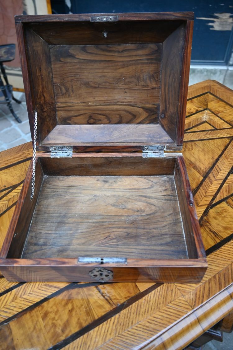Elégant coffret d epoque Louis XIV 