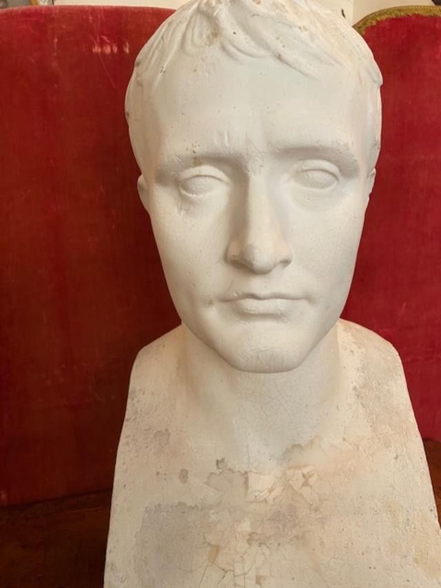 Important bust of Napoleon