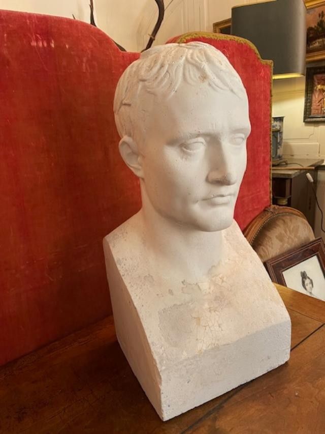 Important bust of Napoleon