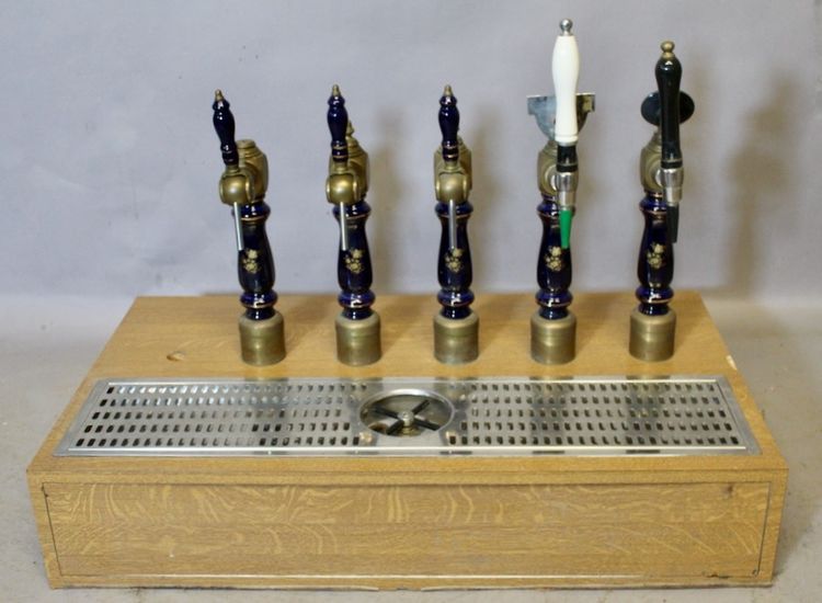 Ensemble de 5 pompes à bières 