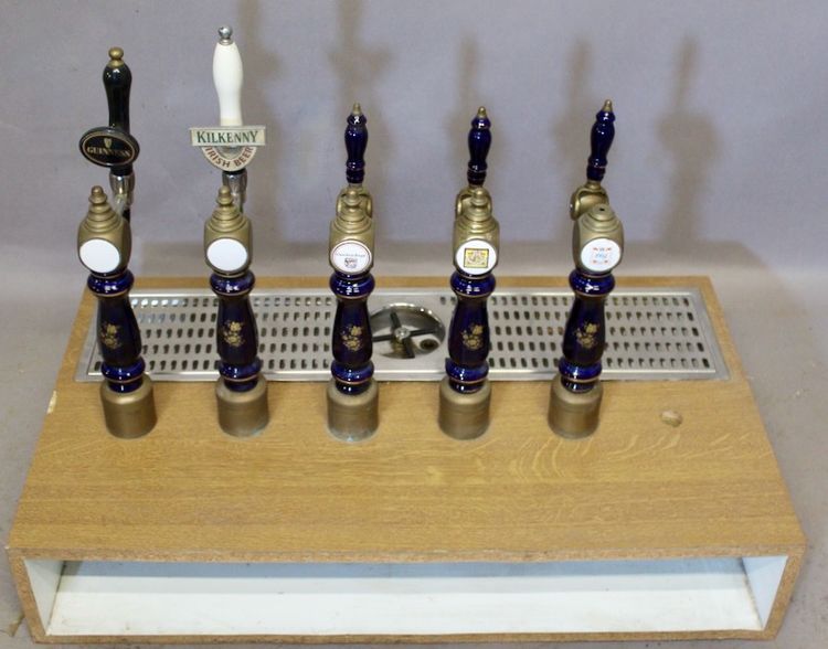 Ensemble de 5 pompes à bières 