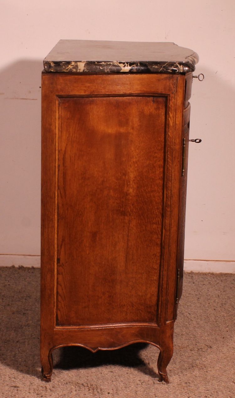 Sideboard aus der Louis-XV-Zeit (18. Jahrhundert) aus Eiche