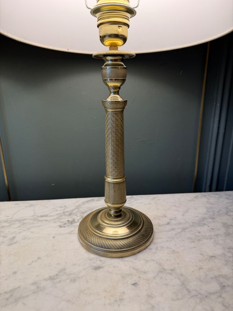 Paar ziselierte Bronzelampen, Höhe 45 cm