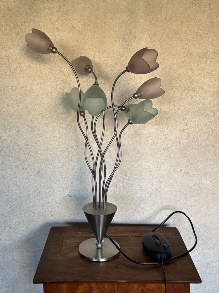 Moderne Tulpenlampe