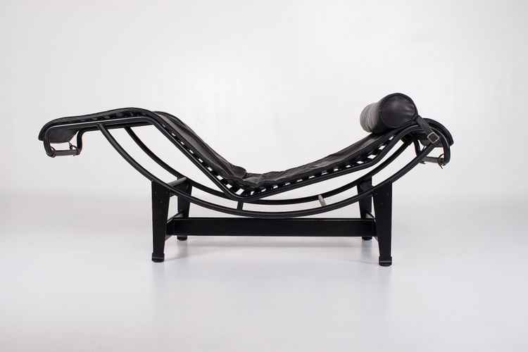 Chaise longue LC4, Édition Cassina.