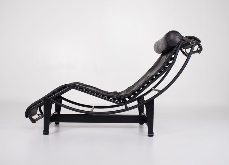 Chaise longue LC4, Édition Cassina.