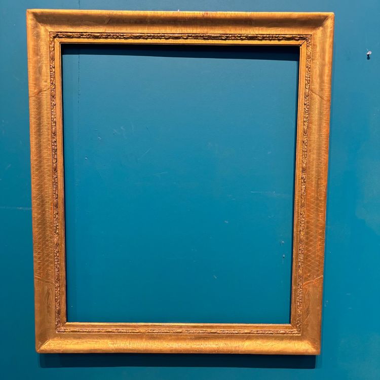 Antique 19th century gold leaf frame with floral engraving. External dimensions 92 x 78 cm (usable 77.50 x 78 cm).