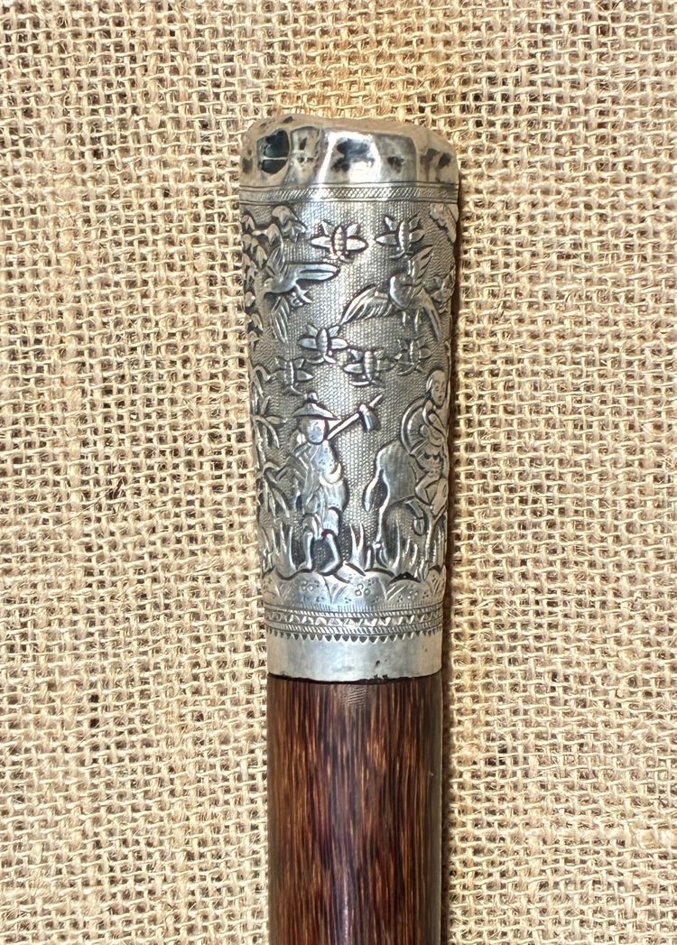 Mahogany walking stick with a silver pommel, 19th century