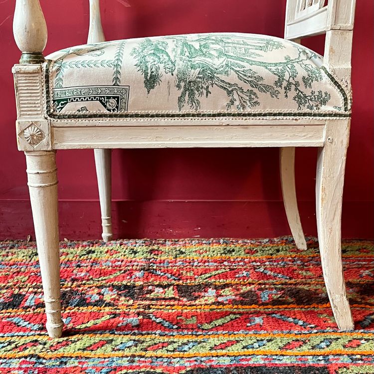 Lackierter Sessel, Directoire-Zeit