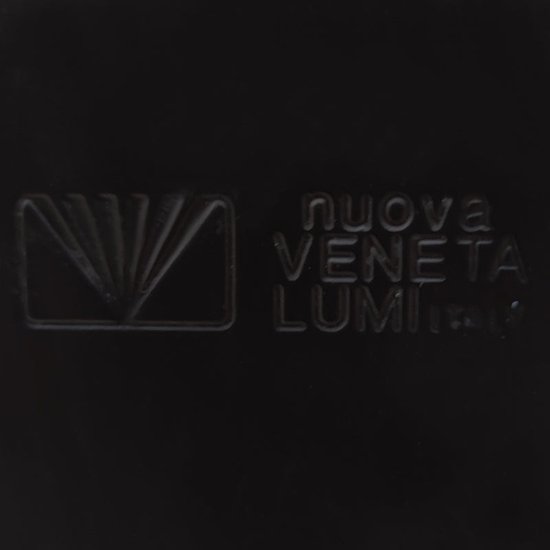 1970 Beautiful red table lamp by Veneta Lumi. Made in Italy