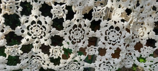 Copriletto in pizzo antico/anni '70