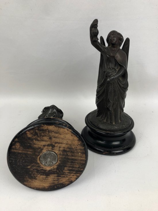 Coppia di sculture religiose, fine XIX secolo.