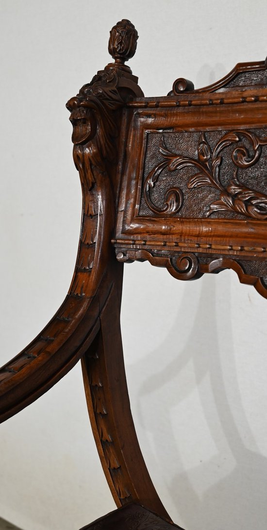 Coppia di importanti poltrone Dagobert, Curule, stile rinascimentale - Fine XIX secolo