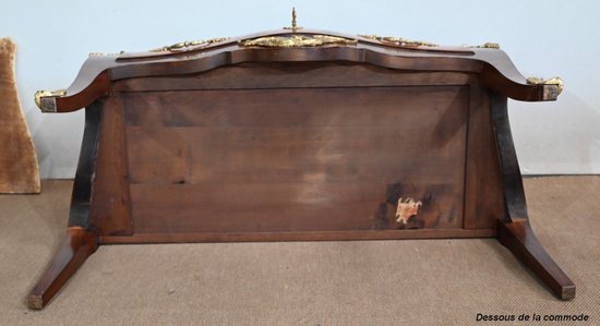 Commode Sauteuse, style Transition Louis XIV / Louis XV – Fin XIXe