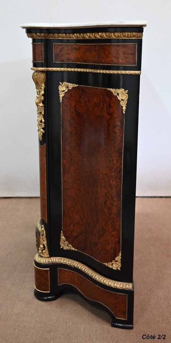 Buffet d’appui en Loupe de Thuya, époque Napoléon III – Milieu XIXe