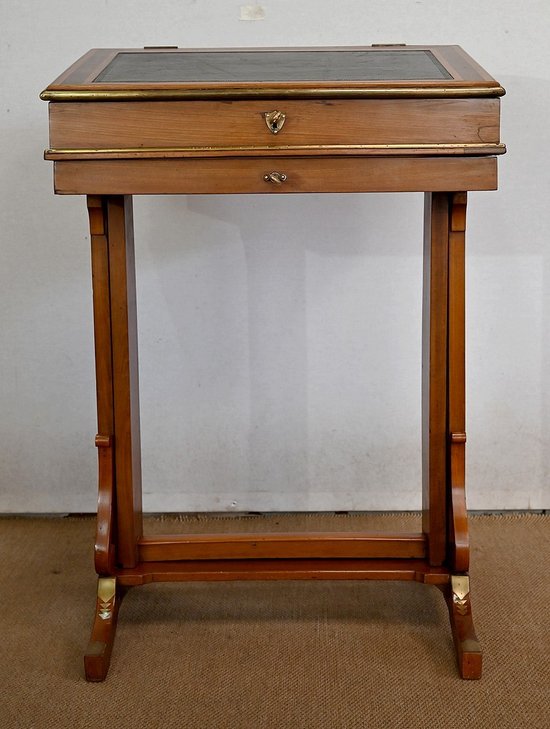 Pupitre à crémaillères, Goût Louis XVI – Milieu XIXe