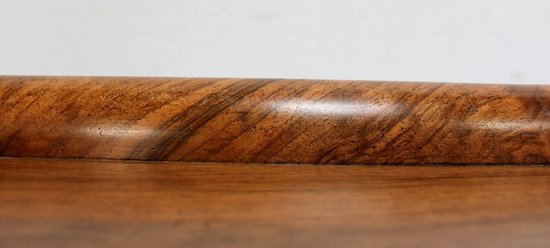 Petite Table de Salon vide-poche en Noyer massif - Milieu XIXe