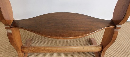 Petite Table de Salon vide-poche en Noyer massif - Milieu XIXe