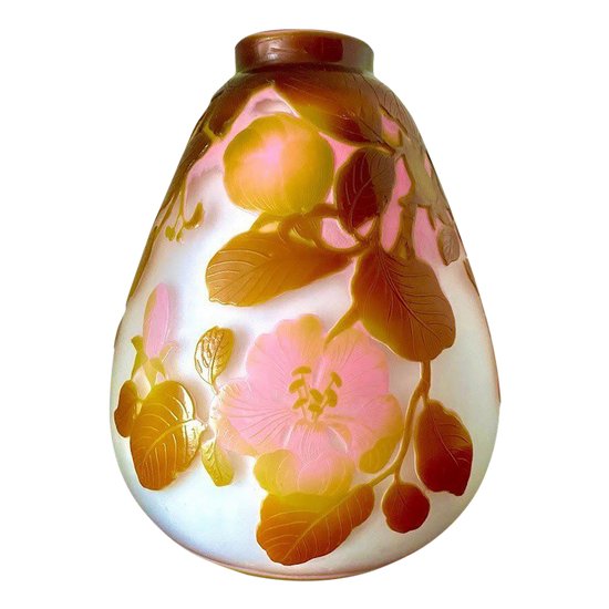 GallÃ© Art Nouveau vase "Aux Magnolias