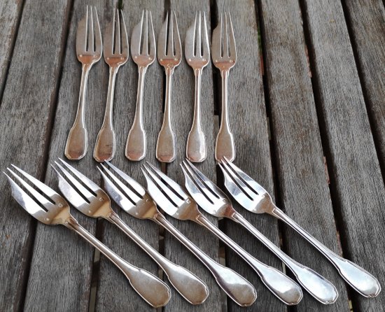 12 solid silver cake forks hallmarked minerva goldsmith Louis Coignet style "Noailles" model