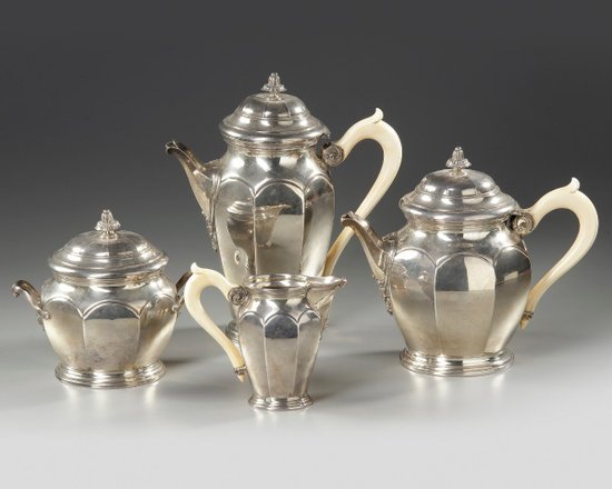 Servizio da tè e caffè in argento del XIX secolo