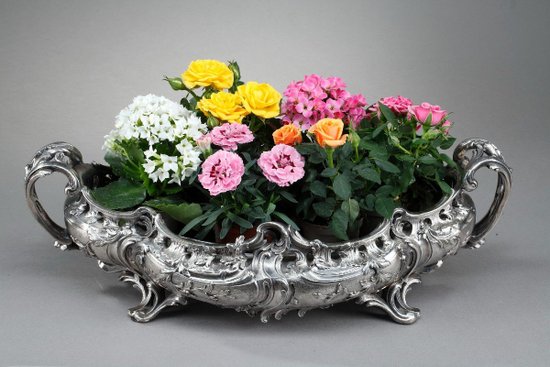 Important silver plated bronze jardinière in the Louis XV style, 19th century