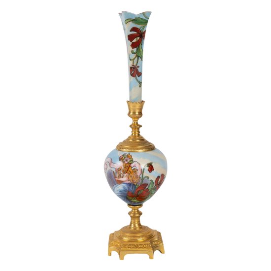 Vase Soliflore Art Nouveau, à Décor De Femmes Et Fleurs, époque 1900