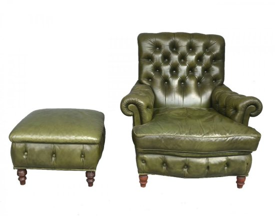 Olivgrüner Chesterfield-Ledersessel und Pouf
