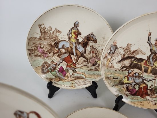Series of 10 plates Creil and Montereau "Our military glories".