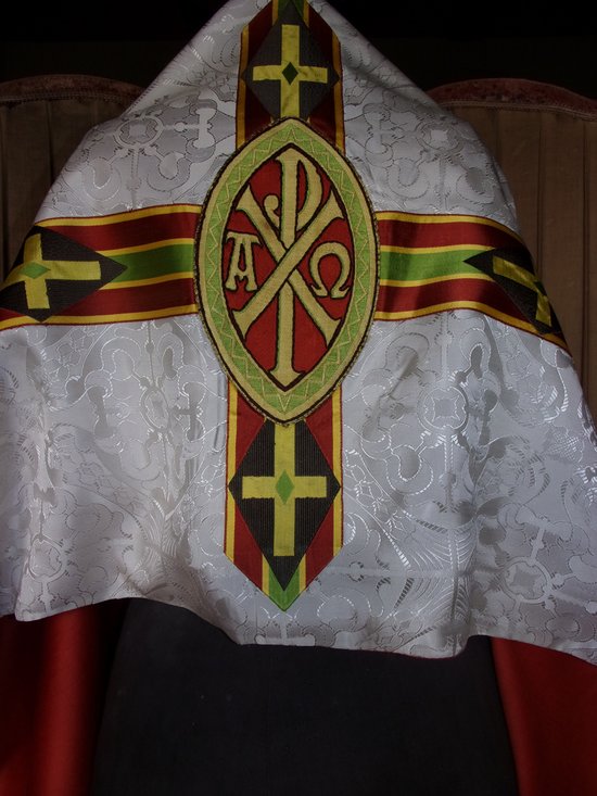 Voile huméral époque milieu du XXe siècle