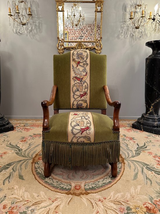 Poltrona in noce di epoca Luigi XIII - XVII secolo