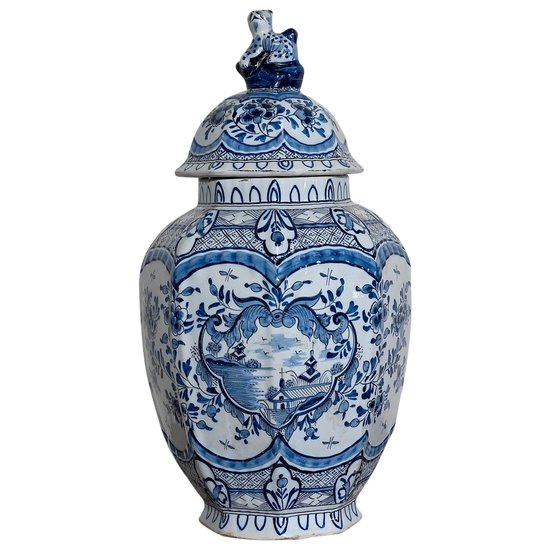 Delft earthenware vase - Early XXth century